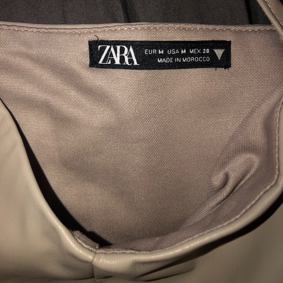 Faux leather crop top - Picture 2 of 2